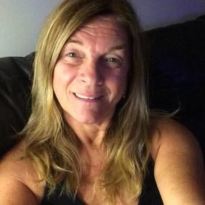 Meet your Posher, Valerie